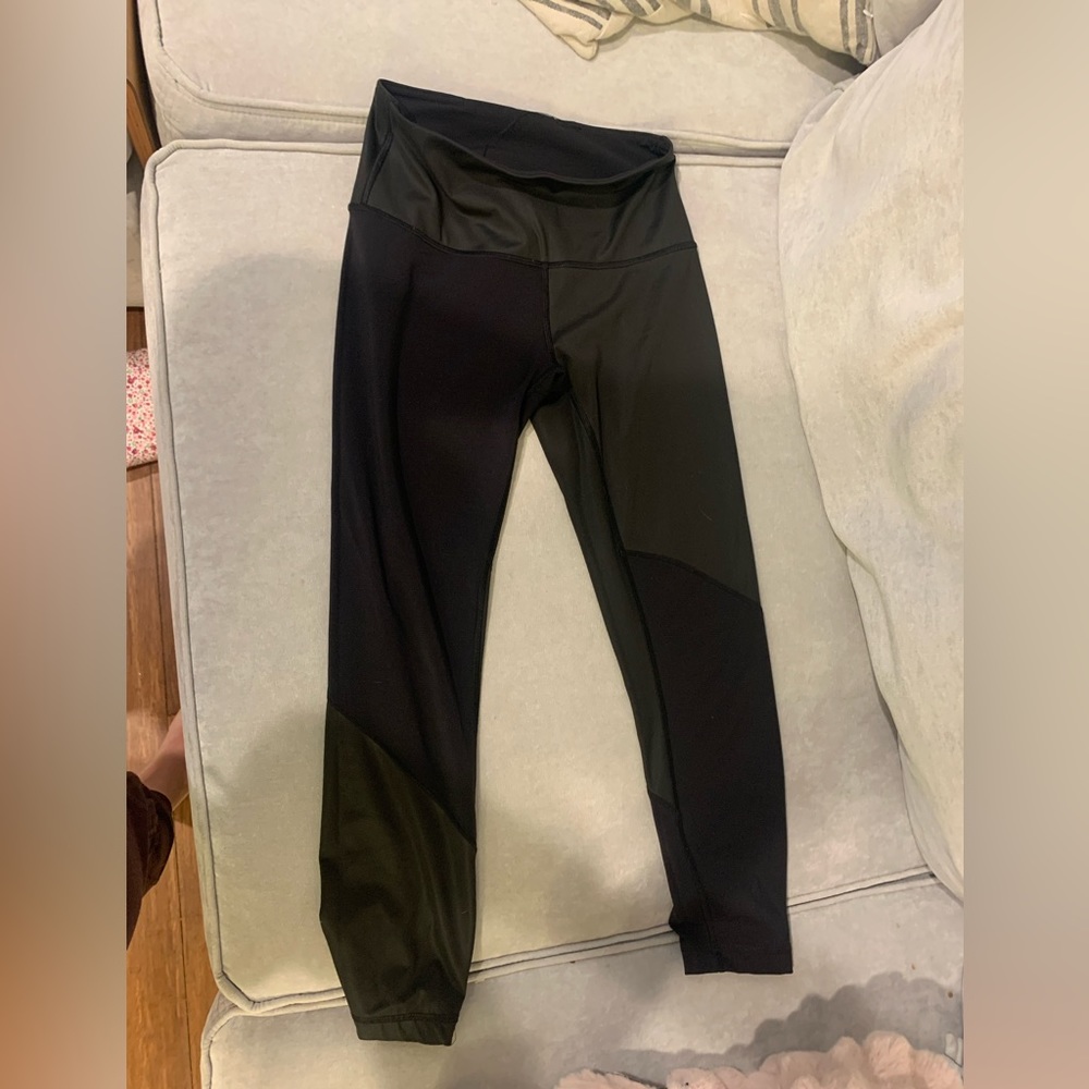Lululemon Black Align Pants with Pattern